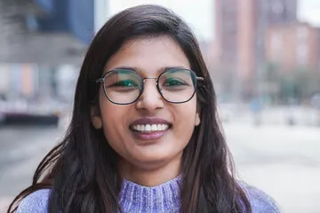 Denta Biome tablet customer Maria from USA